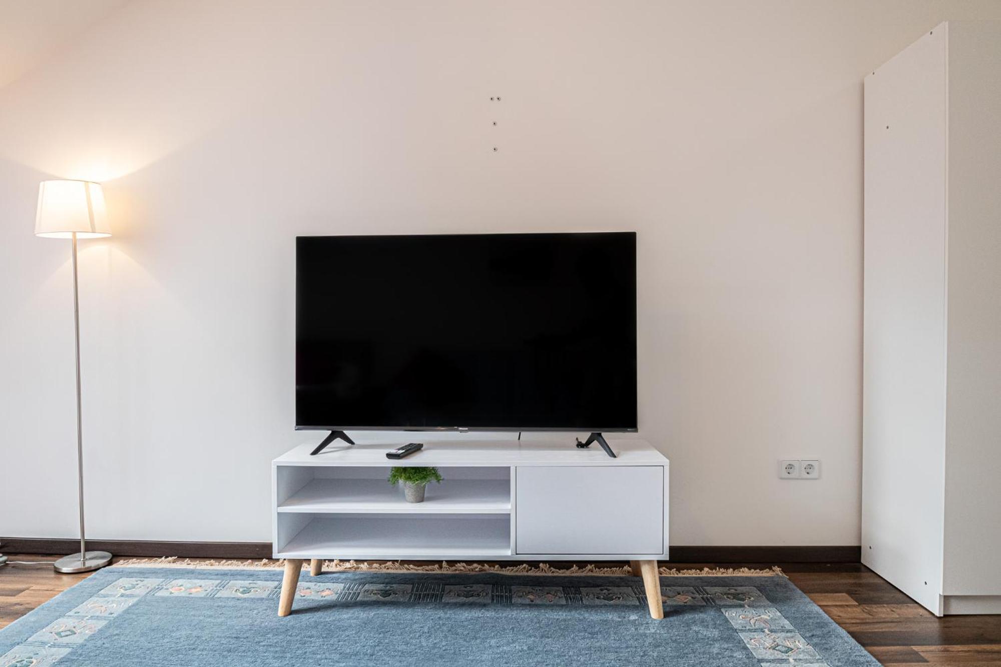 Airy Attic Apt.: Stylish Studio At Penzing Area Wien Eksteriør bilde